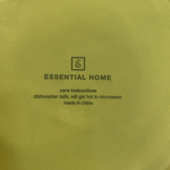 Set of 4 Essential Home Salad Plates In Fiesta Green ~ 8 5/8” Vintage 2005 HTF - Picture 3 of 5